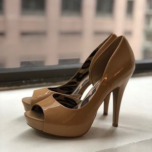 Jessica Simpson peep toe nude pumps size 8.5